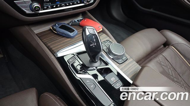 BMW 5 Series (G30) 530i xDrive M Sport Package Plus 2019 — фото 9