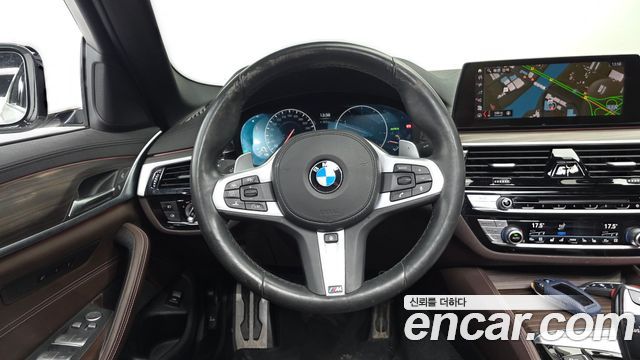 BMW 5 Series (G30) 530i xDrive M Sport Package Plus 2019 — фото 16
