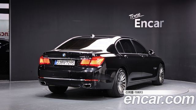 BMW 7 Series (F01) 750Li xDrive 2014 — фото 2