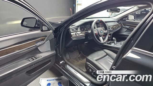 BMW 7 Series (F01) 750Li xDrive 2014 — фото 10