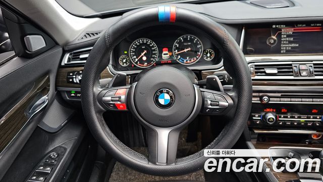 BMW 7 Series (F01) 750Li xDrive 2014 — фото 12
