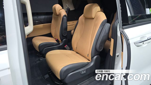 Kia Carnival (IV) Gasoline 9-Seater Signature 2023 — фото 26