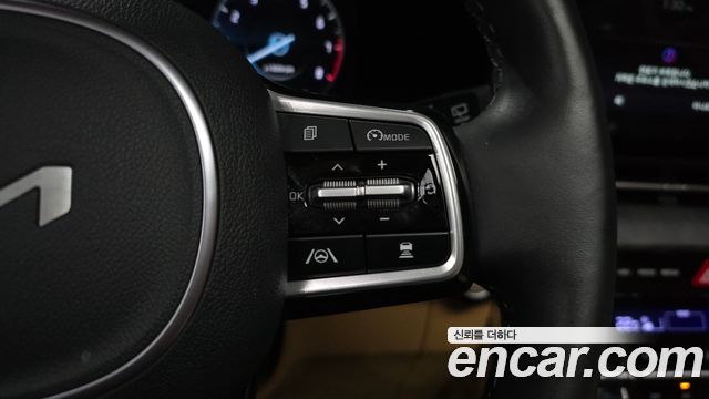 Kia Carnival (IV) Gasoline 9-Seater Signature 2023 — фото 38