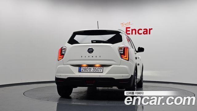 KG Mobility (SsangYong) Very New Tivoli Gasoline 1.5 2WD V3 2022 — фото 4