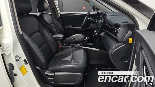 KG Mobility (SsangYong) Very New Tivoli Gasoline 1.5 2WD V3 2022 — фото 26
