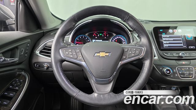 Chevrolet Malibu 1.5 Turbo LTZ 2017 — фото 12