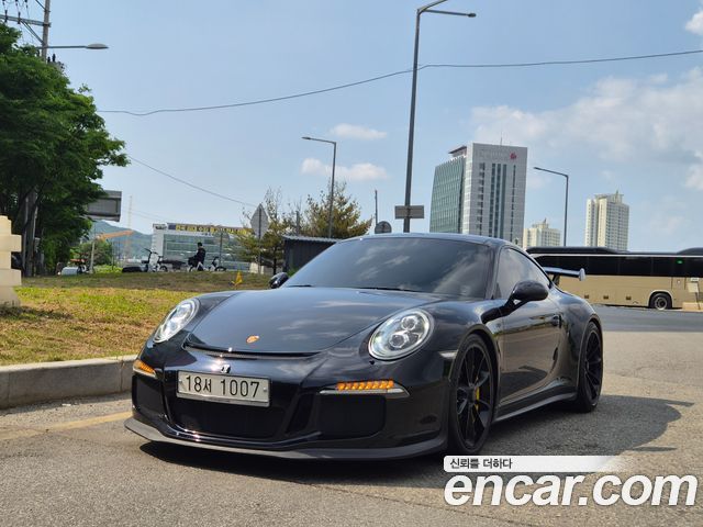 Porsche 911 GT3 991