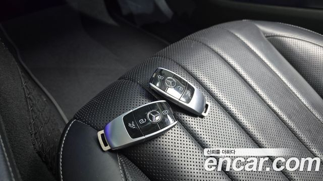 Mercedes-Benz E-Class (W213) E300 4MATIC Exclusive 2019 — фото 19