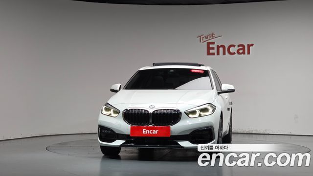 BMW 1 Series (F40) 120i Sports 2024 — фото 3