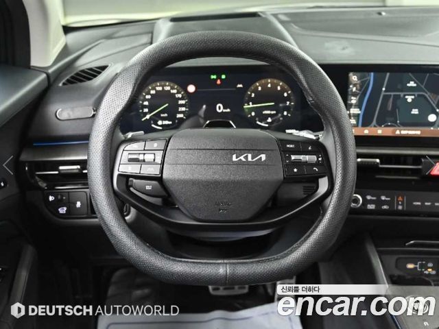 Kia Sportage (V) Gasoline 1.6 Turbo 2WD Signature 2025 — фото 17