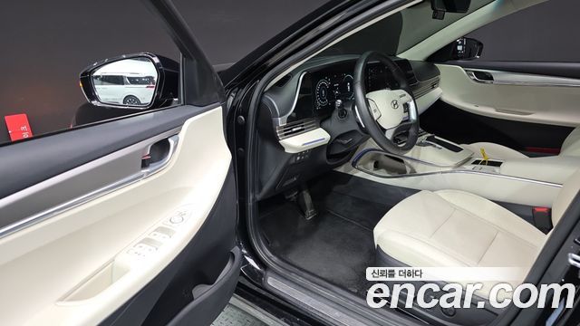 Hyundai Grandeur (IG) 2.5 Le Blanc 2023 — фото 10