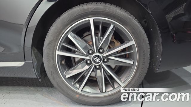 Hyundai Grandeur (IG) 2.5 Le Blanc 2023 — фото 27
