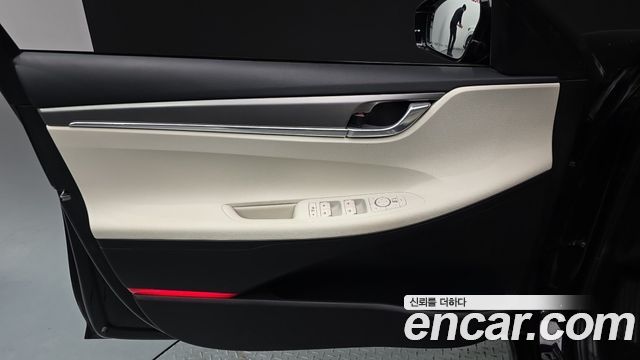 Hyundai Grandeur (IG) 2.5 Le Blanc 2023 — фото 30