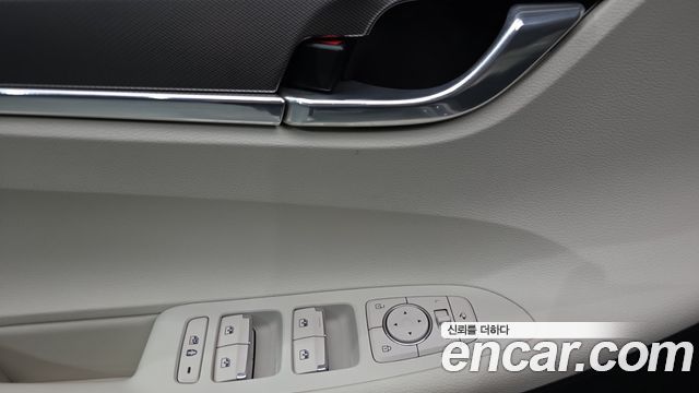 Hyundai Grandeur (IG) 2.5 Le Blanc 2023 — фото 35