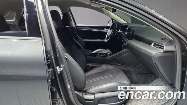 Kia K5 (III) 2.0 Prestige 2023 — фото 11