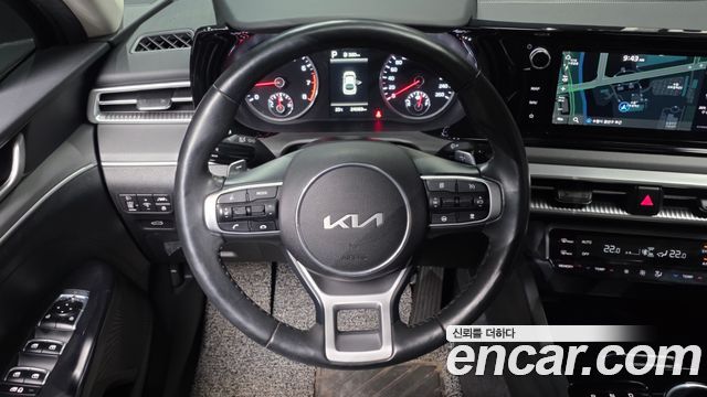 Kia K5 (III) 2.0 Prestige 2023 — фото 13