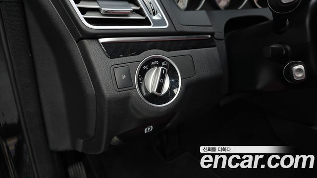 Mercedes-Benz E-Class (W212) E200 Coupe 2015 — фото 19
