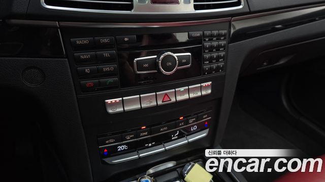 Mercedes-Benz E-Class (W212) E200 Coupe 2015 — фото 21
