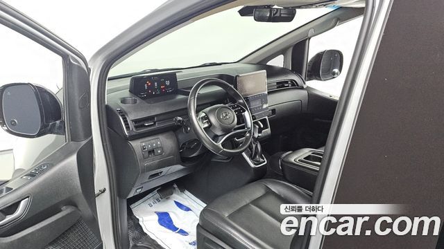 Hyundai Staria Cargo 3-Seater Modern 2022 — фото 10