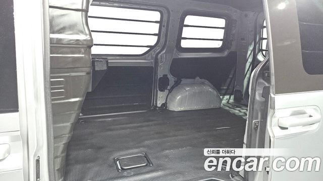 Hyundai Staria Cargo 3-Seater Modern 2022 — фото 11