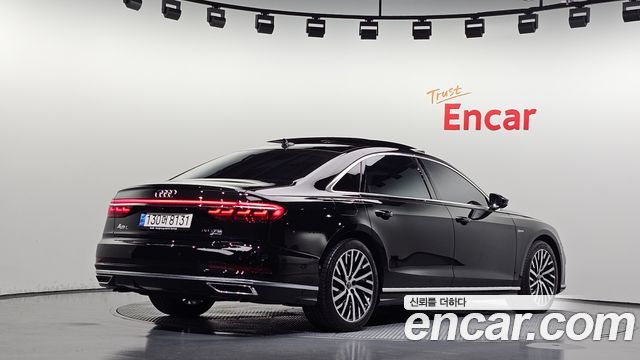 Audi A8 (D5) 55 TFSI Quattro LWB 2021 — фото 2