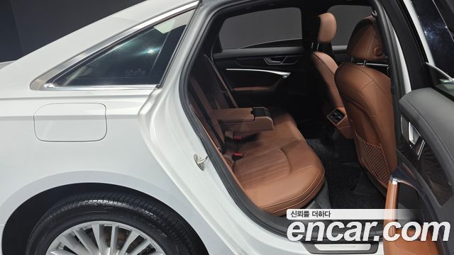Audi A6 (C8) 45 TFSI Premium 2020 — фото 11