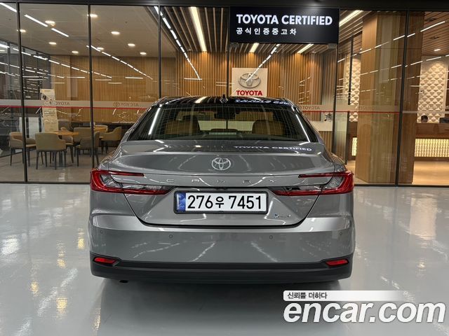 Toyota Camry (XV80) 2.5 XLE Premium Hybrid 2026 — фото 4