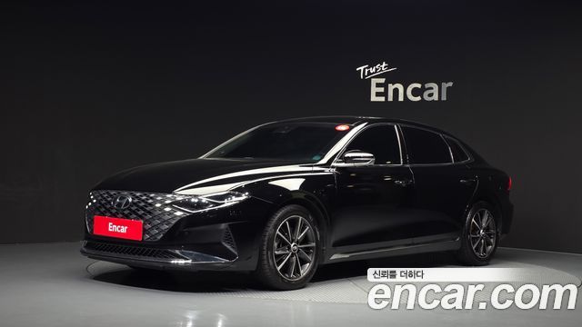 Hyundai Grandeur (IG) 2.5 Le Blanc 2023 — фото 1