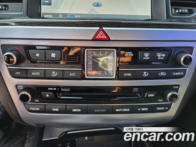 Genesis G80 3.3 GDI Premium Luxury 2018 — фото 19