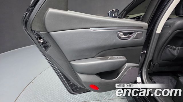 Renault Korea SM6 2.0 LPe SE (Rental car) 2017 — фото 25