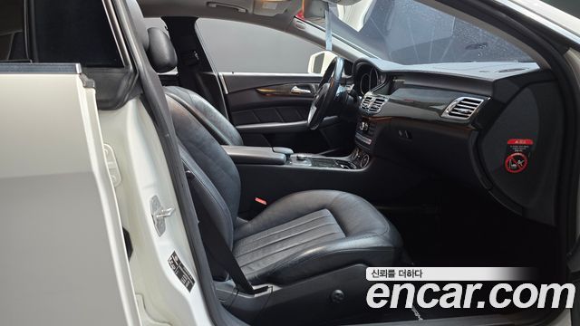 Mercedes-Benz CLS-Class (W218) CLS250 CDI Shooting Brake 2013 — фото 11