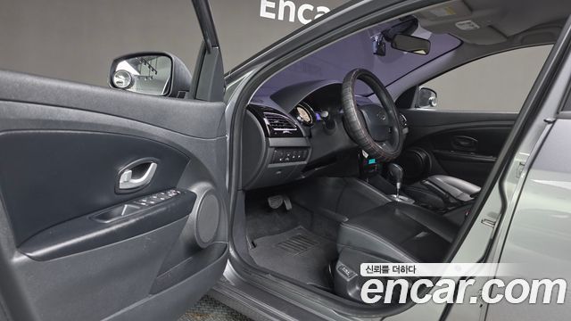Renault Korea SM3 Neo SE 2016 — фото 10