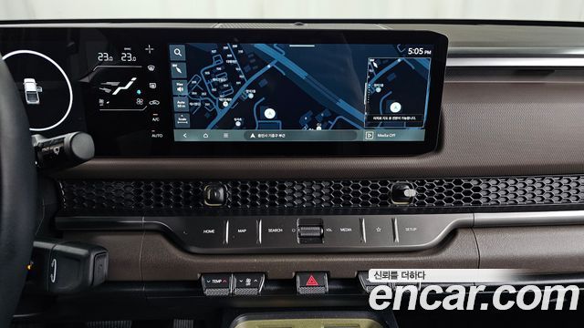Kia Tasman 2.5T Gasoline 4WD Adventure 2026 — фото 12