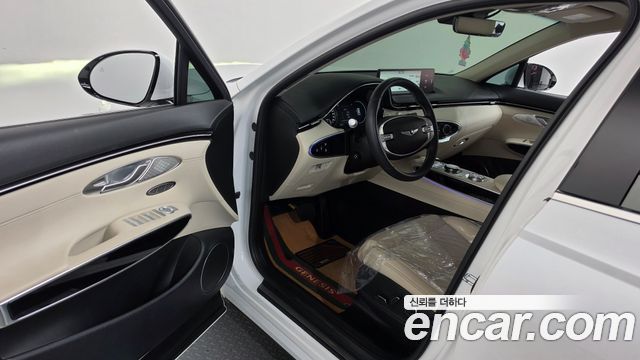 Genesis GV70 2.5T Gasoline 2WD 2024 — фото 10