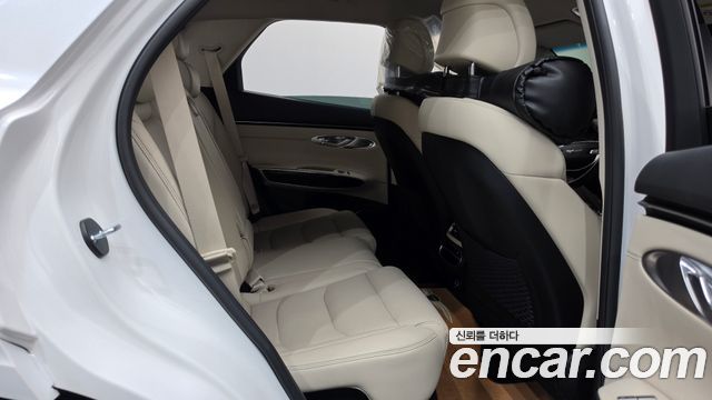 Genesis GV70 2.5T Gasoline 2WD 2024 — фото 11