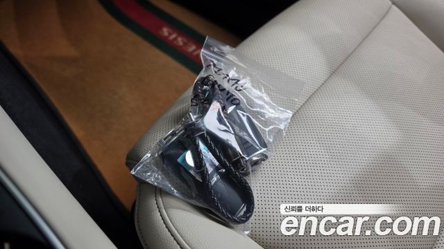 Genesis GV70 2.5T Gasoline 2WD 2024 — фото 15