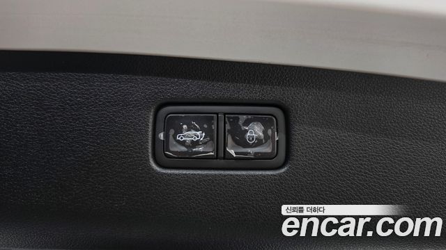 Genesis GV70 2.5T Gasoline 2WD 2024 — фото 17