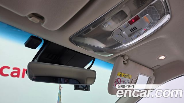 Genesis GV70 2.5T Gasoline 2WD 2024 — фото 20