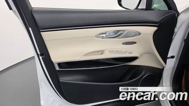 Genesis GV70 2.5T Gasoline 2WD 2024 — фото 24