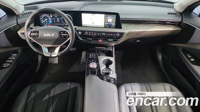 Kia K8 2.5 Gasoline 2WD Noblesse 2023 — фото 7