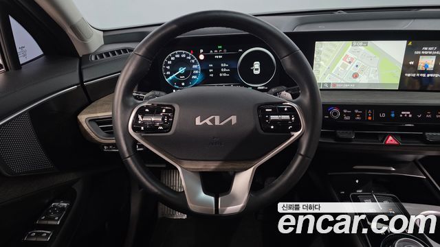 Kia K8 2.5 Gasoline 2WD Noblesse 2023 — фото 15