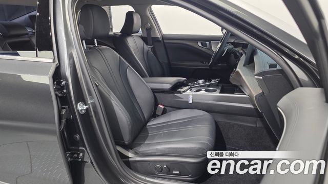 Kia K8 2.5 Gasoline 2WD Noblesse 2023 — фото 26