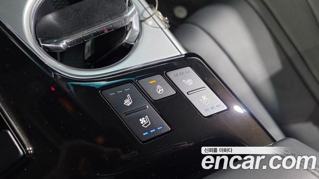 Kia K8 2.5 Gasoline 2WD Noblesse 2023 — фото 32