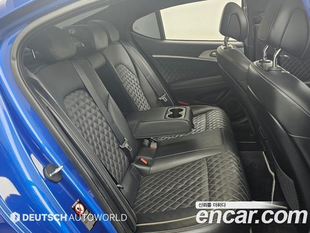 Genesis G70 3.3T Sport AWD Supreme 2018 — фото 16