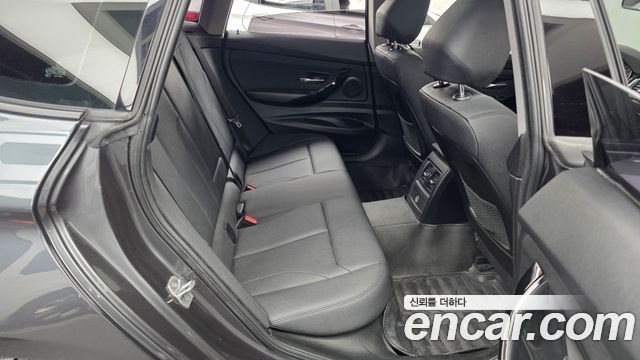 BMW 3 Series GT (F34) GT 320d xDrive 2018 — фото 12