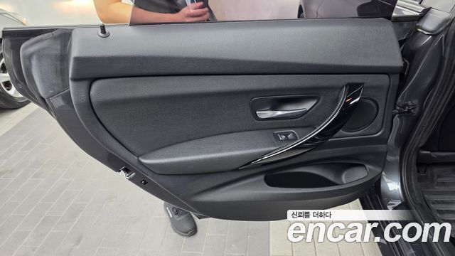 BMW 3 Series GT (F34) GT 320d xDrive 2018 — фото 25