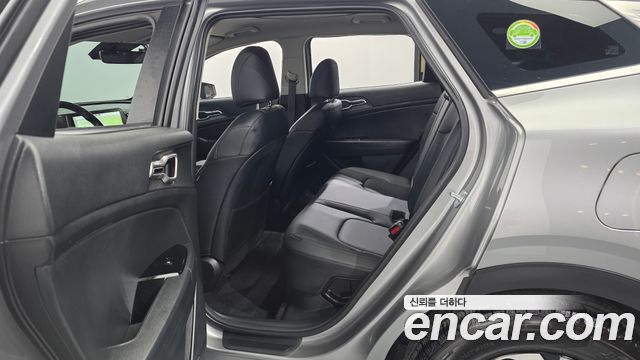 Kia Sportage Hybrid (V) Prestige 2023 — фото 11