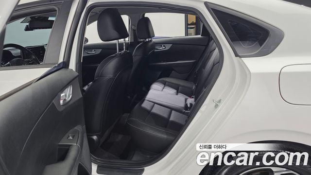 Kia K3 (II) 1.6 Prestige 2022 — фото 11
