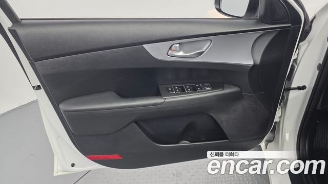 Kia K3 (II) 1.6 Prestige 2022 — фото 24