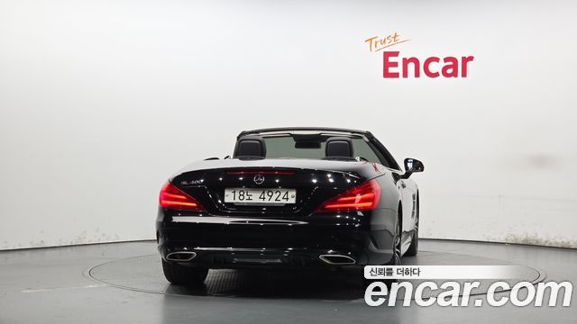 Mercedes-Benz SL-Class SL400 R231 2017 — фото 4